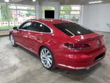 Volkswagen Arteon 2.0 TSI DSG "3x R-Line"LED"StHz."ACC"DCC" - Volkswagen Arteon: Scheckheftgepflegt, Limousine