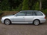 BMW 520i A Exclusive touring - BMW 520 aus 2002: Kombi
