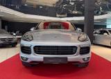 Porsche Cayenne AHK Sport Chrono PASM Panorama 21"Bose - Porsche Cayenne mit Diesel-Antrieb: Geländewagen