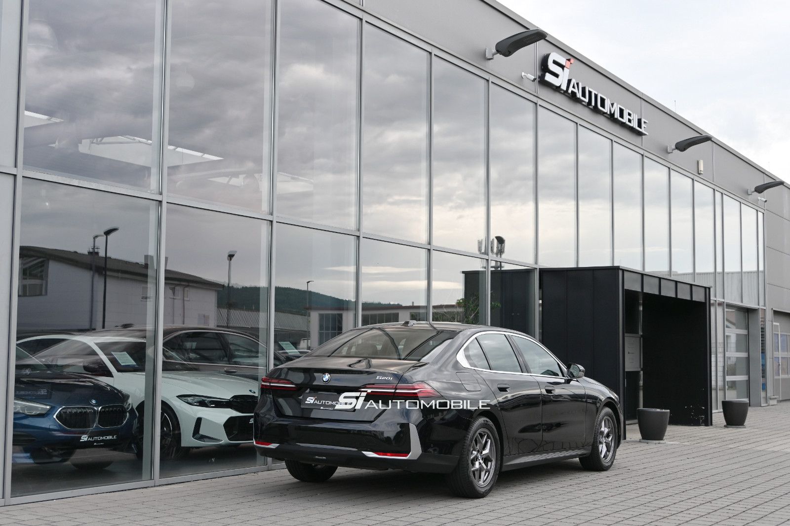 Fahrzeugabbildung BMW 520i Aut. °KOMFORTSITZE+BELÜFTUNG°STANDHEIZUNG°
