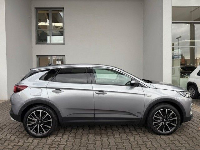 Fahrzeugabbildung Opel Grandland Business Elegance 1.6l Hybrid 300PS!
