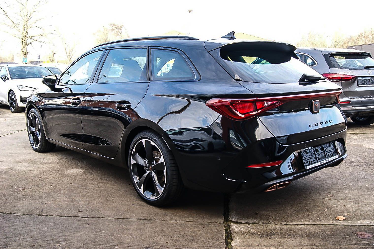 Fahrzeugabbildung CUPRA Leon Sportstourer e-HYBRID VIRTUAL ACC XL 1HAND