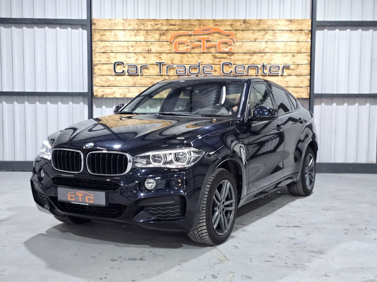 Fahrzeugabbildung BMW X6 xDrive 30d M-Paket/Schiebedach/GARANTIE+TÜV