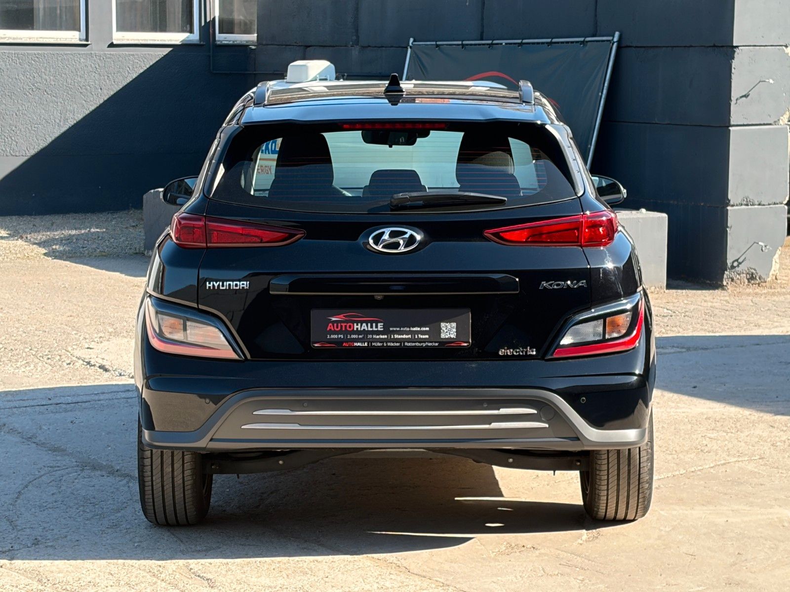 Fahrzeugabbildung Hyundai KONA E Select SHZ LHZ LKA LFA ACC CarPlay Navi