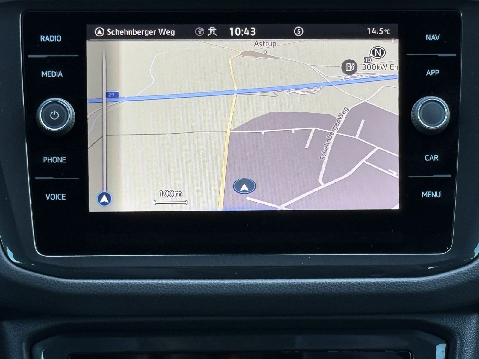 Fahrzeugabbildung Volkswagen Tiguan Elegance eHybrid NAV+LED+AHK+KAM+VCOCKPIT