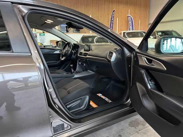 MYAUTOCENTER – Gebraucht- und Jahreswagen mit Werkstattservice in Pfaffenhofen Mazda 3 Lim. Exclusive-Line *LED*PDC*Klima*