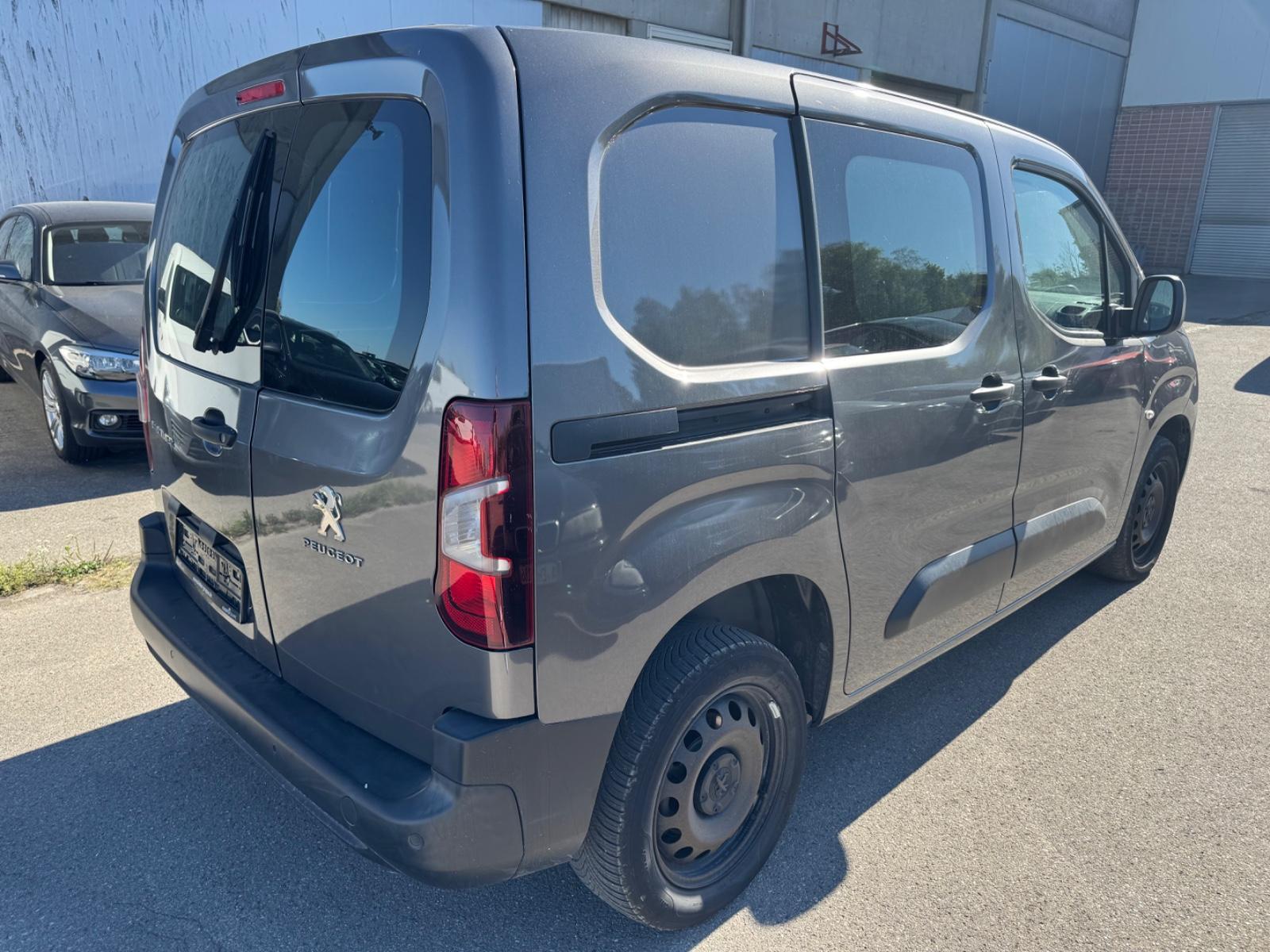 Peugeot Partner Premium L1 5 Stück Klima PDC Navi