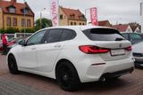 BMW 118d Sport Line LED Navi Android Apple Panorama - BMW 118 mit Diesel-Antrieb