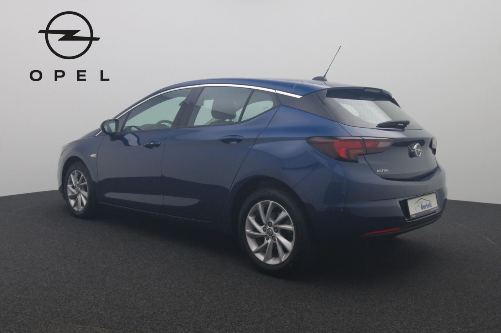 Fahrzeugabbildung Opel Astra K 1.5 Lim. Elegance LED KAMERA LDA NAVI