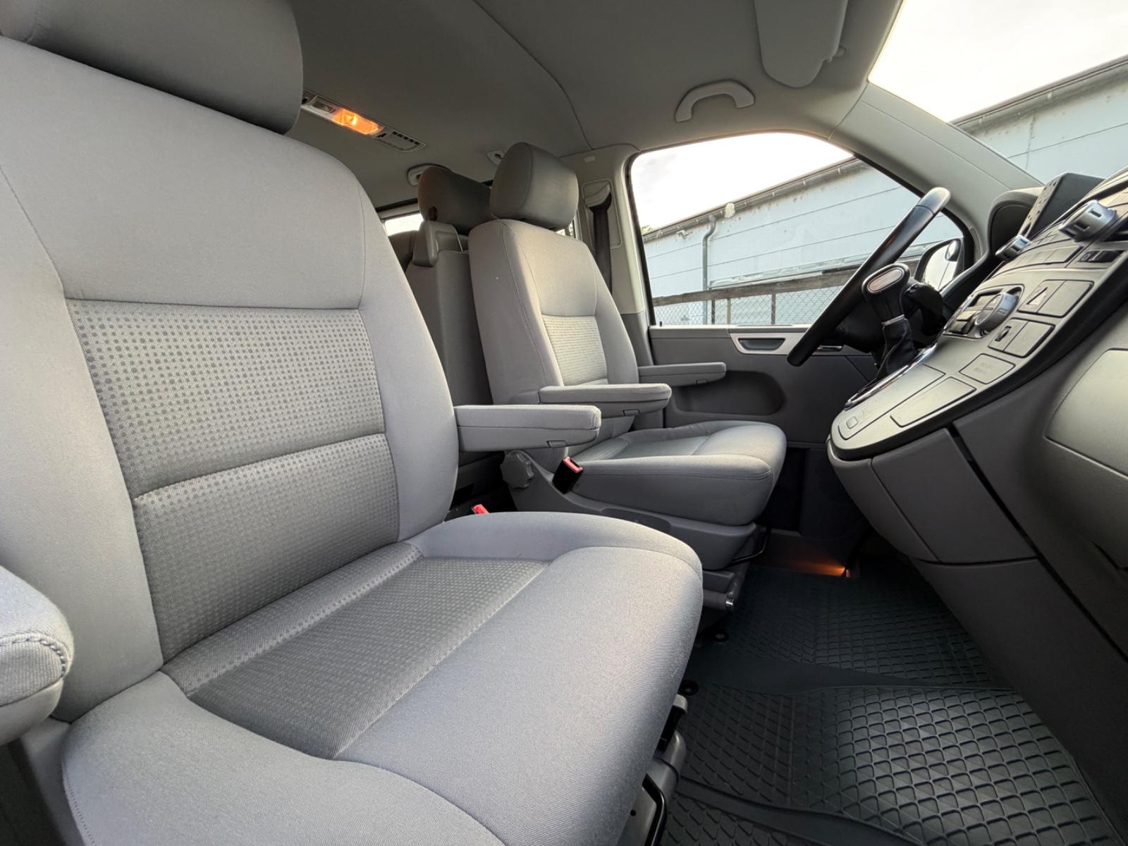 VOLKSWAGEN T5 MULTIVAN 2.0 TDI 140ch DSG - CONFORTLINE - 1ère MAIN - CLIM AUTO - RÉGULATEUR