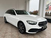 Mercedes-Benz E 300 de T Avantgarde/Distronic/Kamera/LED/Navi