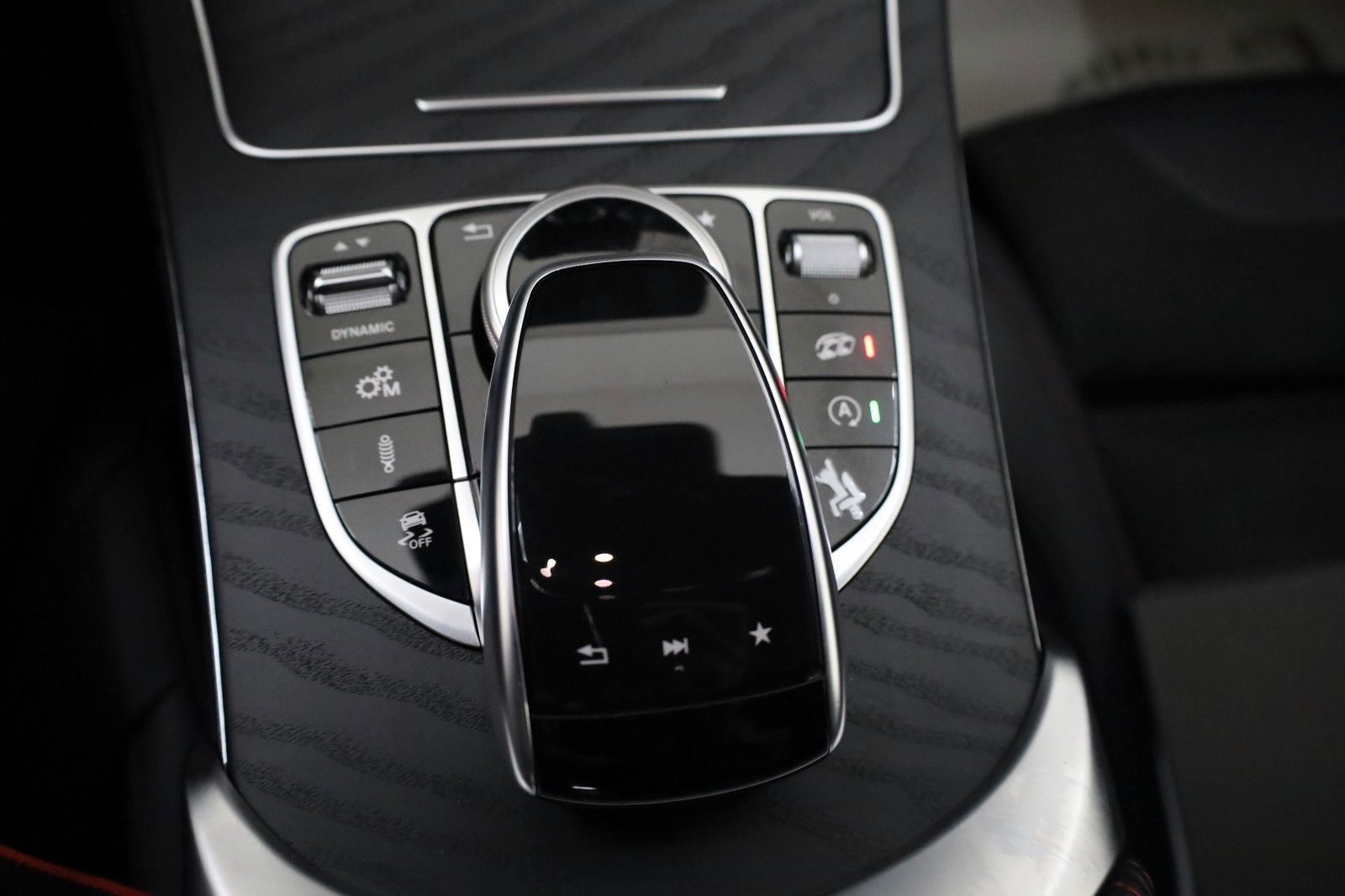 Fahrzeugabbildung Mercedes-Benz C 43 AMG 4M,ACC,Standhzg.,Panorama,Sport-Auspuff