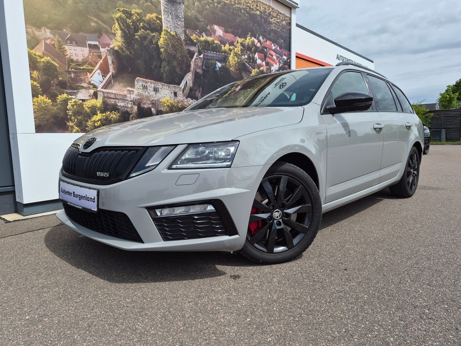 Skoda Octavia Com. RS 2.0 TSI DSG imagem 2