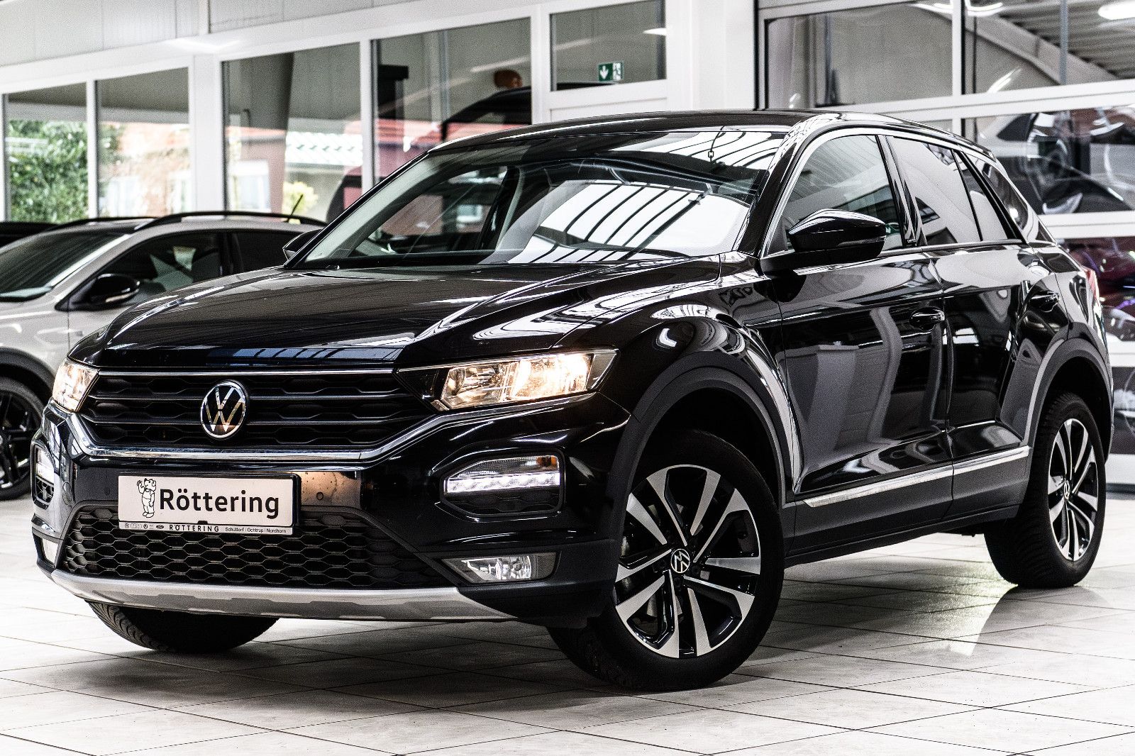 Fahrzeugabbildung Volkswagen T-Roc 1,5 United+LM+SH+PDC+Drive Mode+Digi Cockp