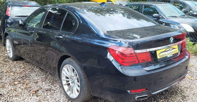 BMW 750i xDrive / TOP AUSSTATTUNG / Motorschaden!