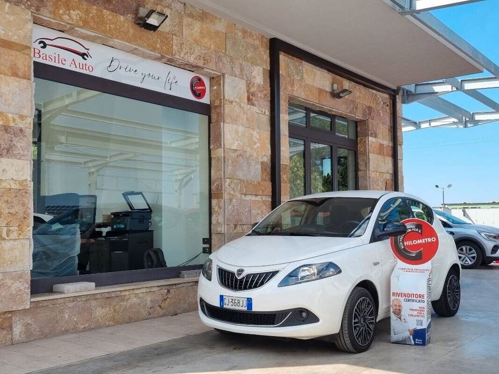 Image of Lancia Ypsilon