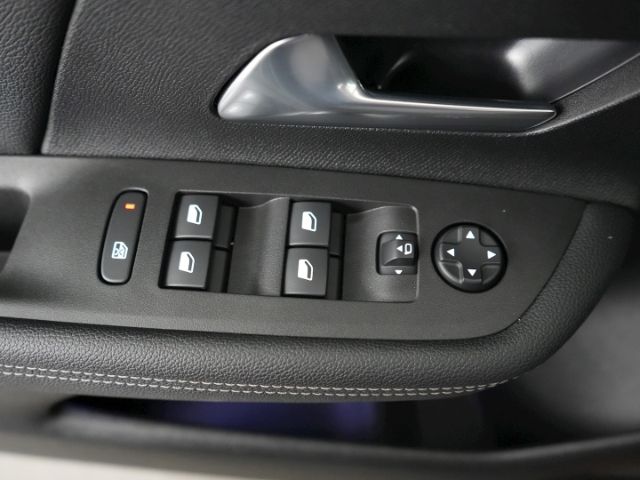 Mokka B BLACK AT+NAVI+RÜCKFAHRKAMERA+SITZ-/LENKR