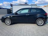 Alfa Romeo 147 2.0 16V TS Selespeed Distinctive Distinctive - gebrauchte Alfa Romeo 147 aus dem Jahr 2006