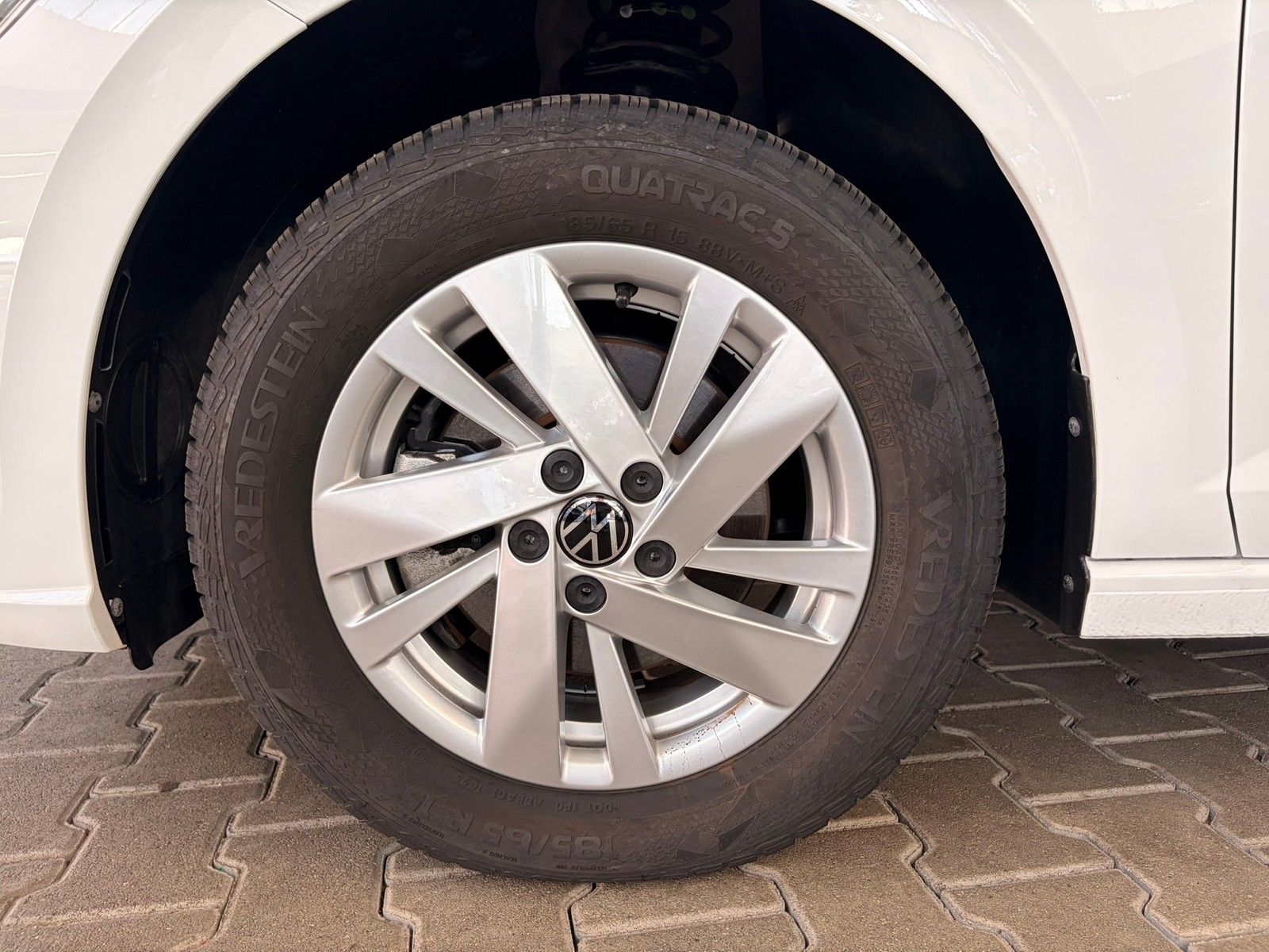 Fahrzeugabbildung Volkswagen Polo VI Style 1.0 TSI DSG +IQ Light +ACC +Kamera