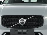Volvo XC60 B5 B AWD Plus Dark FACEL. ACC AHK PANO 360° - Volvo XC60: 3D