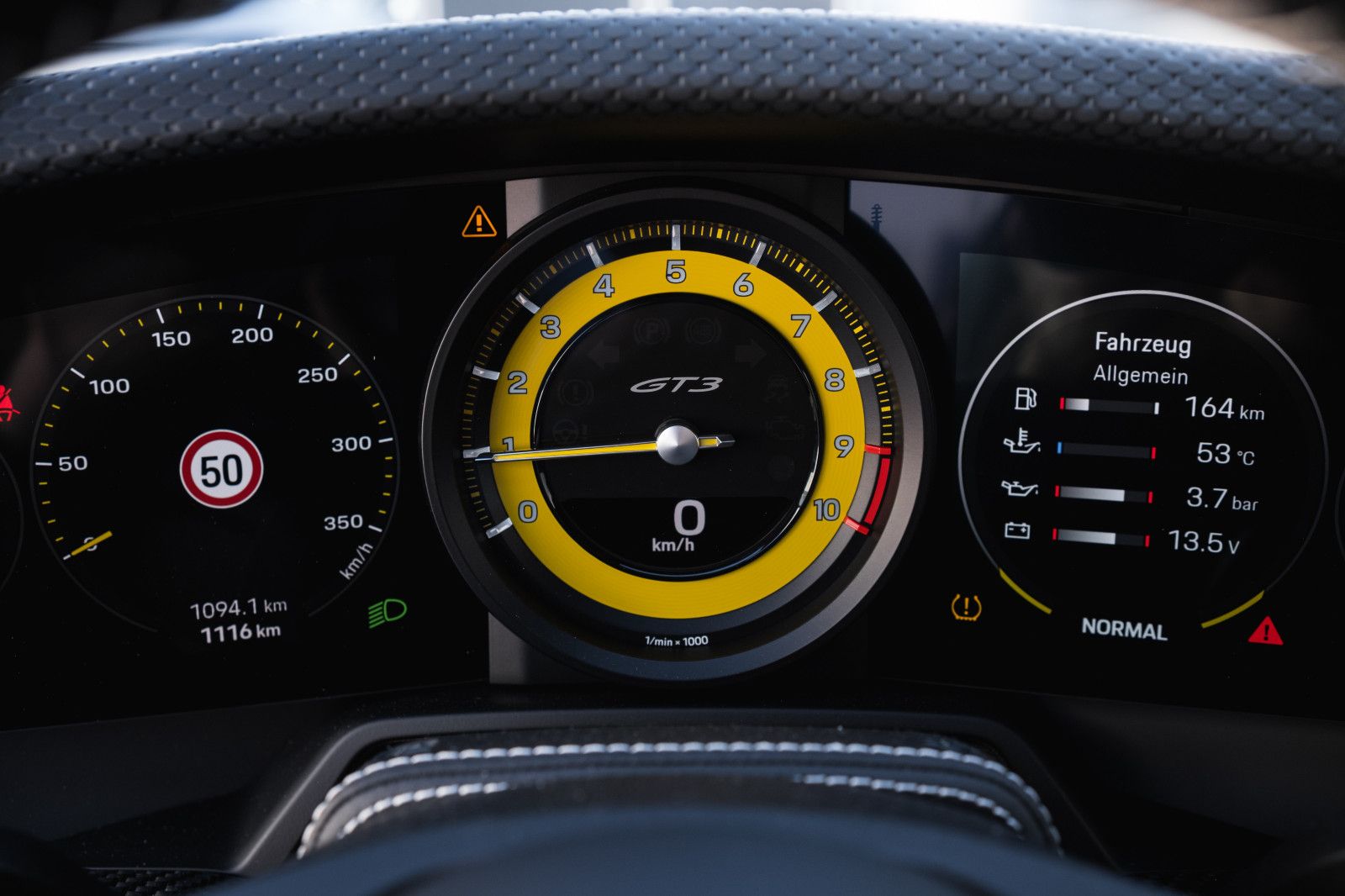 Fahrzeugabbildung Porsche 992/911 GT3 Touring-BOSE-Liftsystem-Keramik