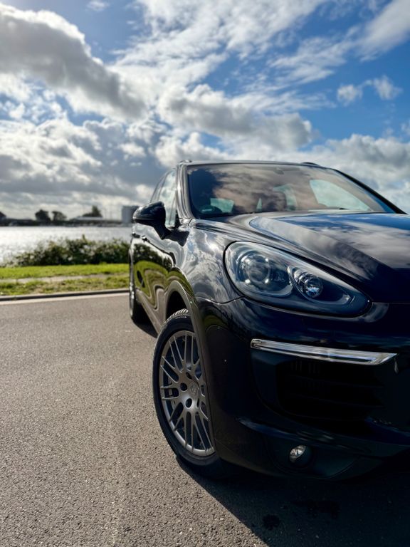 Image of Porsche Cayenne