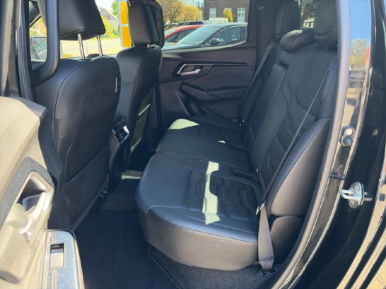 Fahrzeugabbildung Isuzu D-Max Double Cab 1,9 V-CROSS