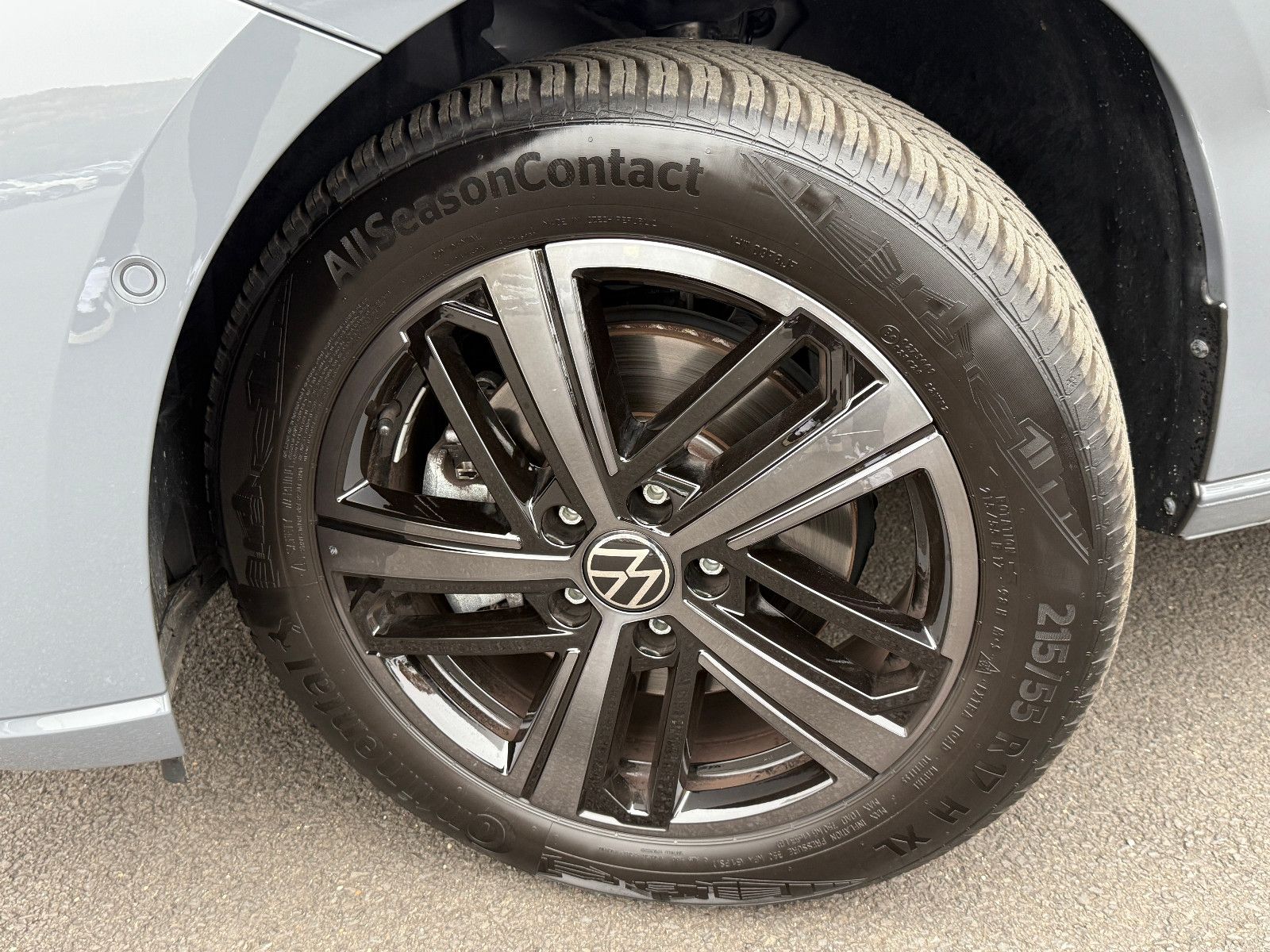 Fahrzeugabbildung Volkswagen Caddy Edition Maxi 7-Sitzer ACC AHK LED Pano Kam