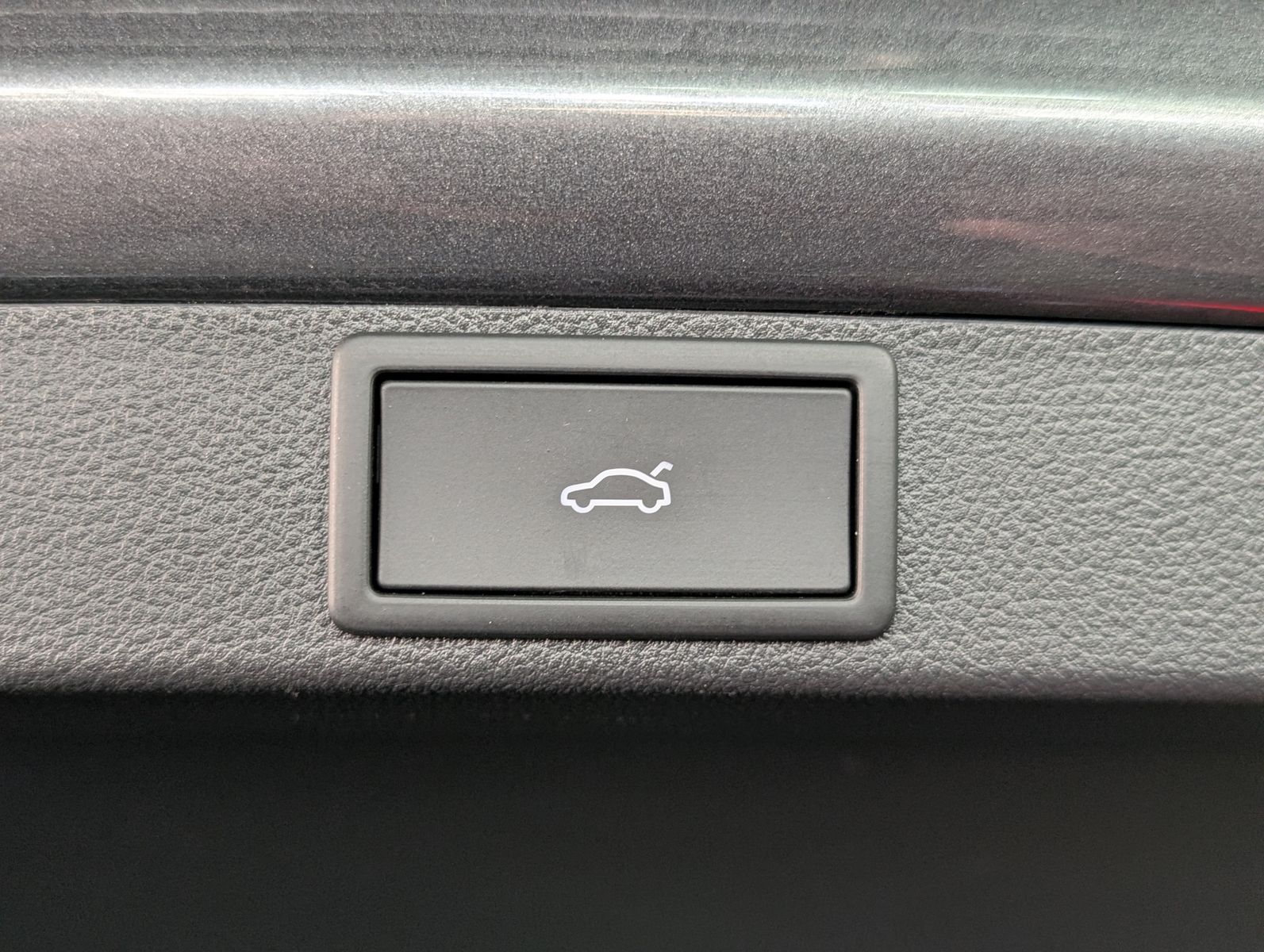 Fahrzeugabbildung SKODA Octavia 1.5 TSI mHEV Style ACC AHK 5J.-Garantie