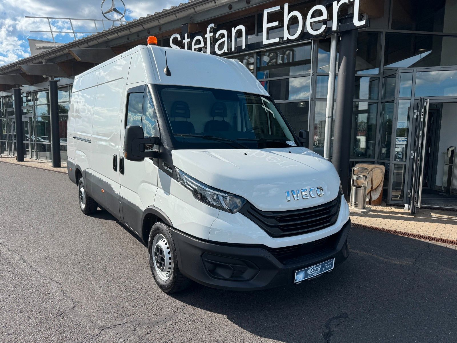 Fahrzeugabbildung Iveco Daily 35S16 *R3.520mm*Automatik*AHK*LED*