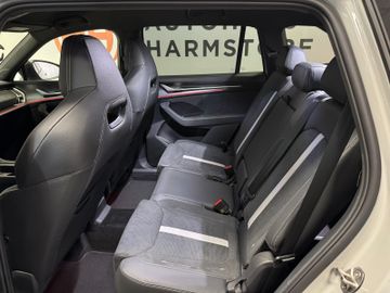 Skoda Kodiaq 2.0 TDI 4x4 Sportline Pano AHK 7-Sitze