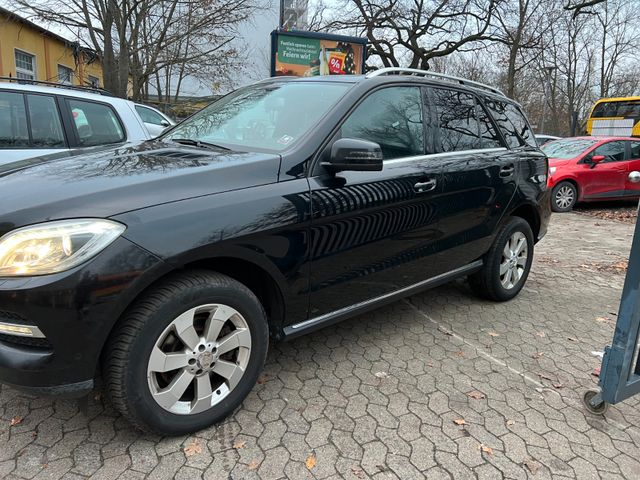 Mercedes-Benz ML 350 CDI BlueTec 4MATIC 7G-TRONIC