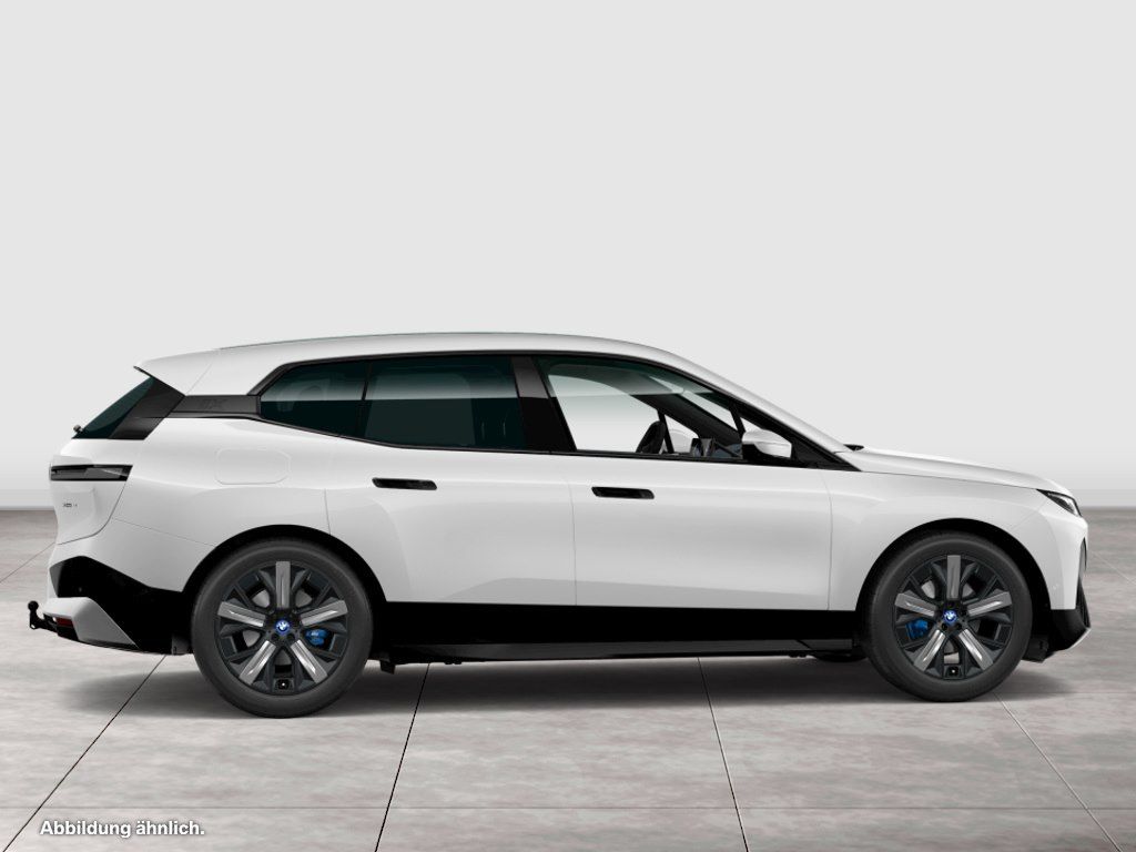 BMW iX - Bild 8