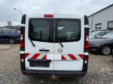 Opel Vivaro - 6