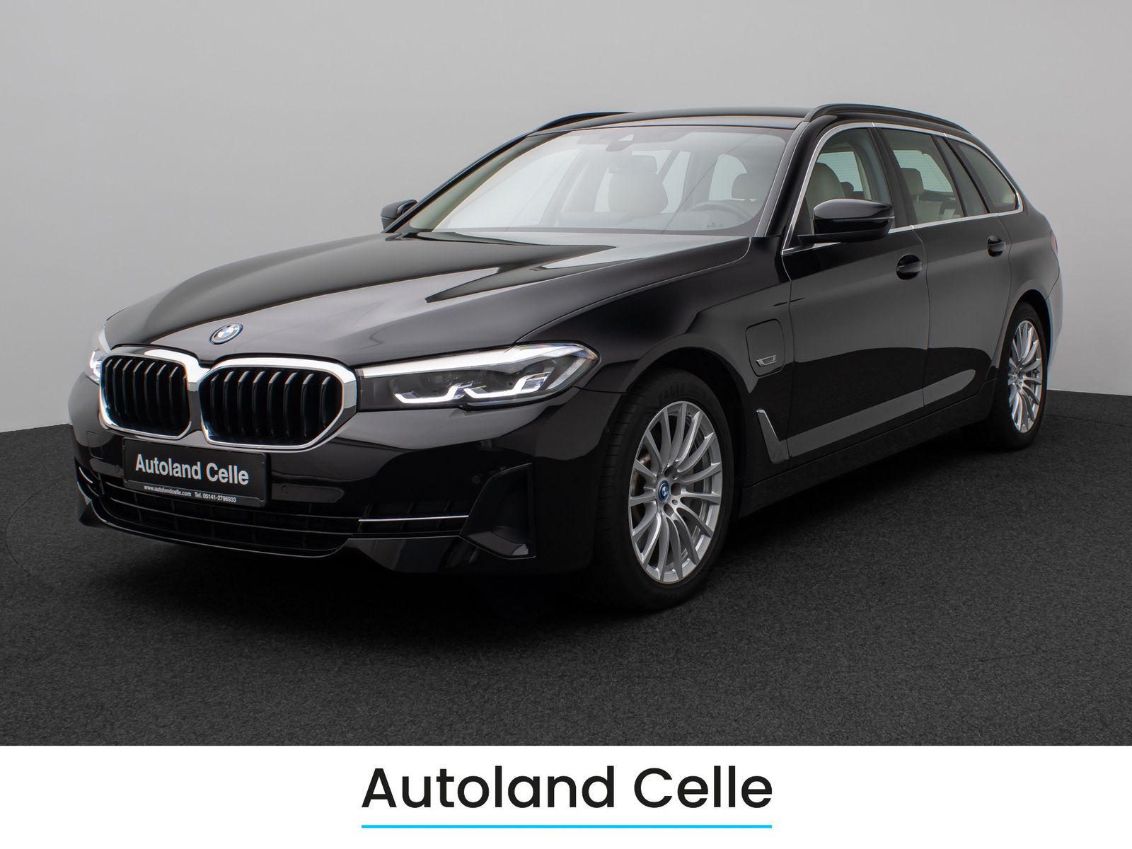 Fahrzeugabbildung BMW 530e xD DAB HiFi Leder Lenkradheizgung AHK Alarm