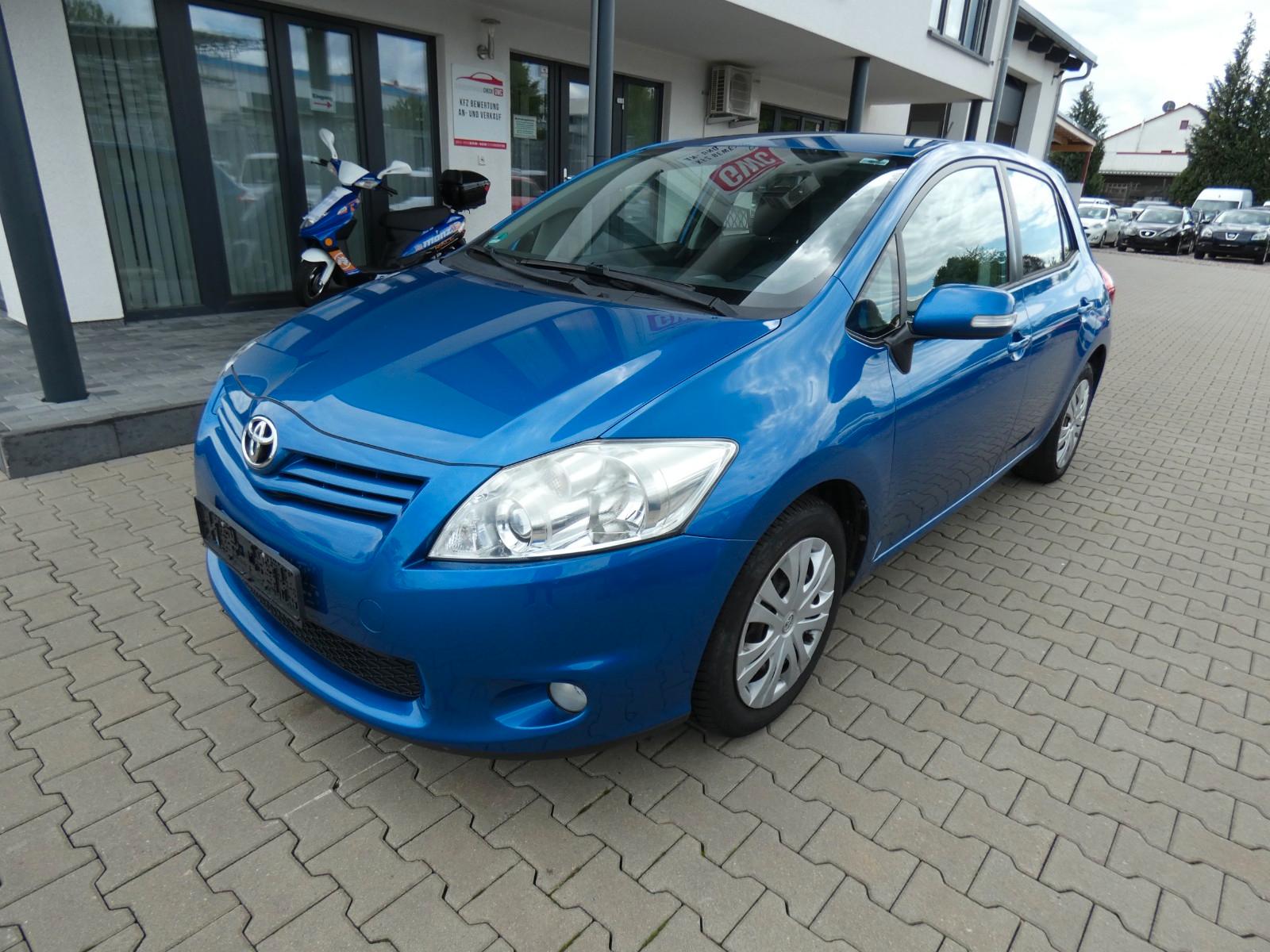 Toyota Auris Life+ Lim. 1,6 Klimaautpomatik Blau Met.