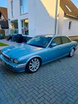 Jaguar XJ 2,7 Diesel Automatik - gebrauchte Jaguar XJ aus dem Jahr 2006