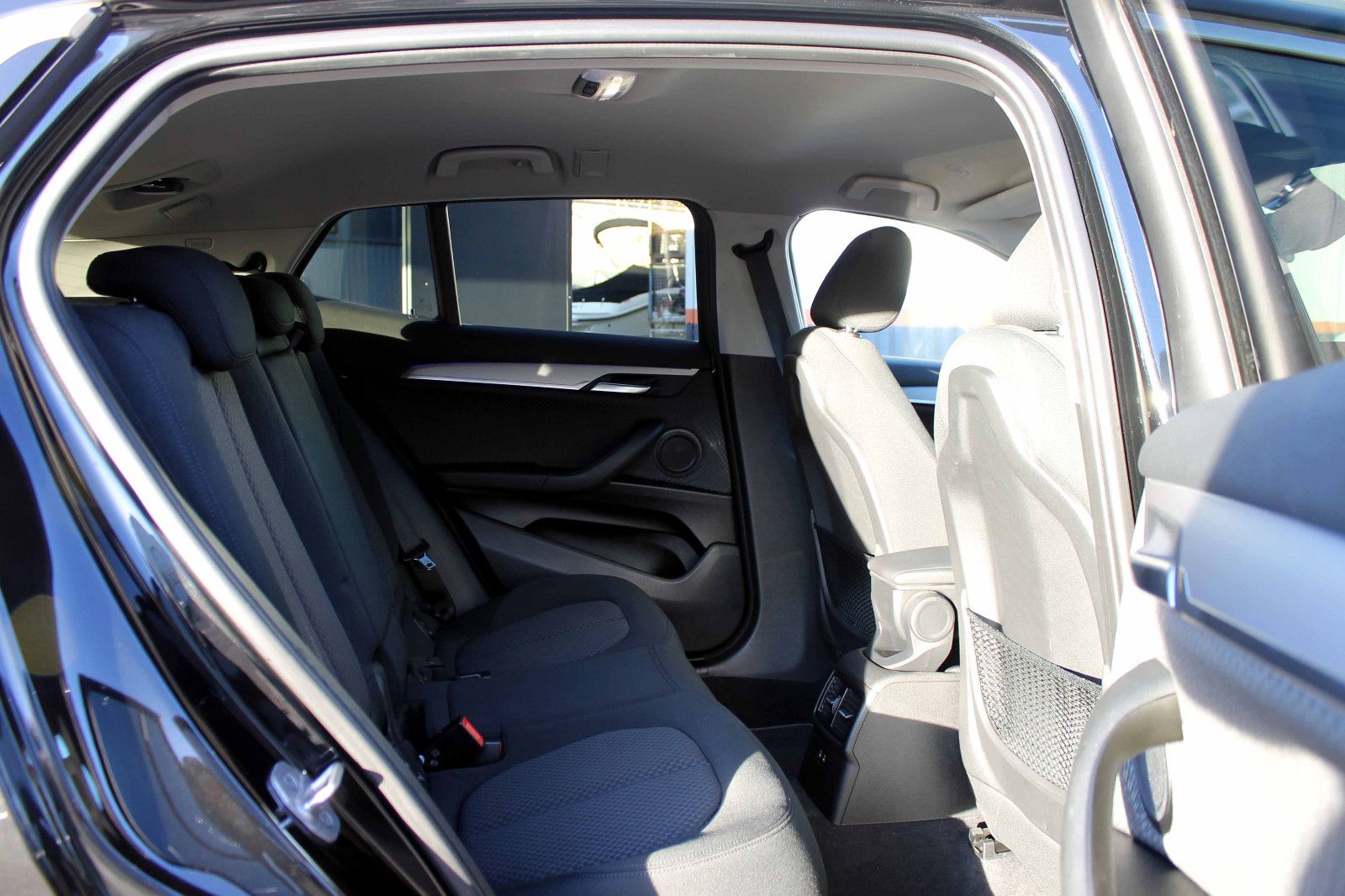 Fahrzeugabbildung BMW X2 xDrive 25d Advantage ACC KAM SHZ LHZ HUD NAV