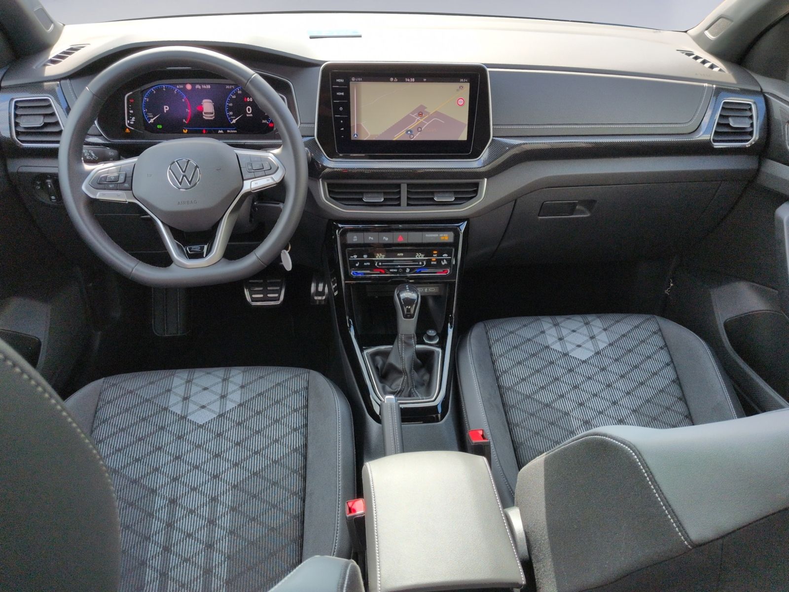 T-Cross 1.5 TSI DSG R-Line NAVI+AHK+SHZ+LED+