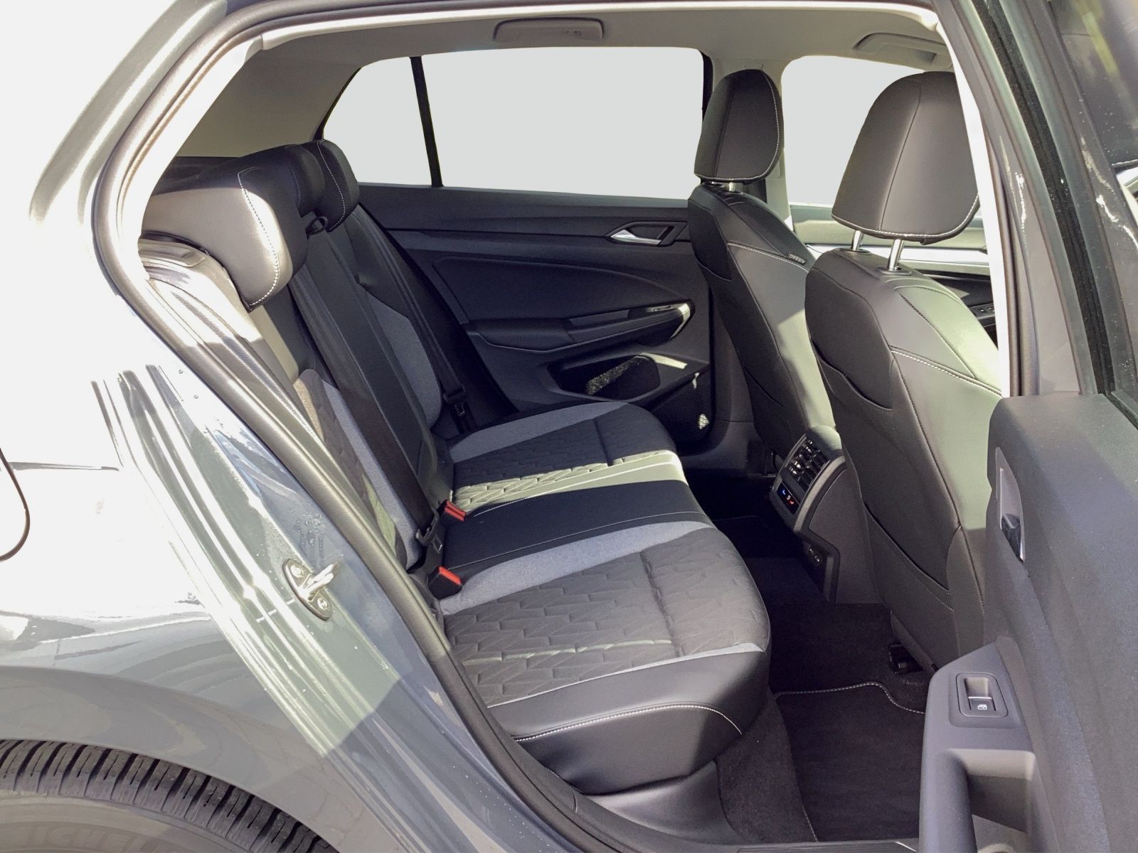 Volkswagen Golf - Bild 6
