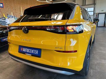 Volkswagen T-Roc *1.HAND*19%*LKHZ*ACC*CARPLAY*MASSAGE*CAM