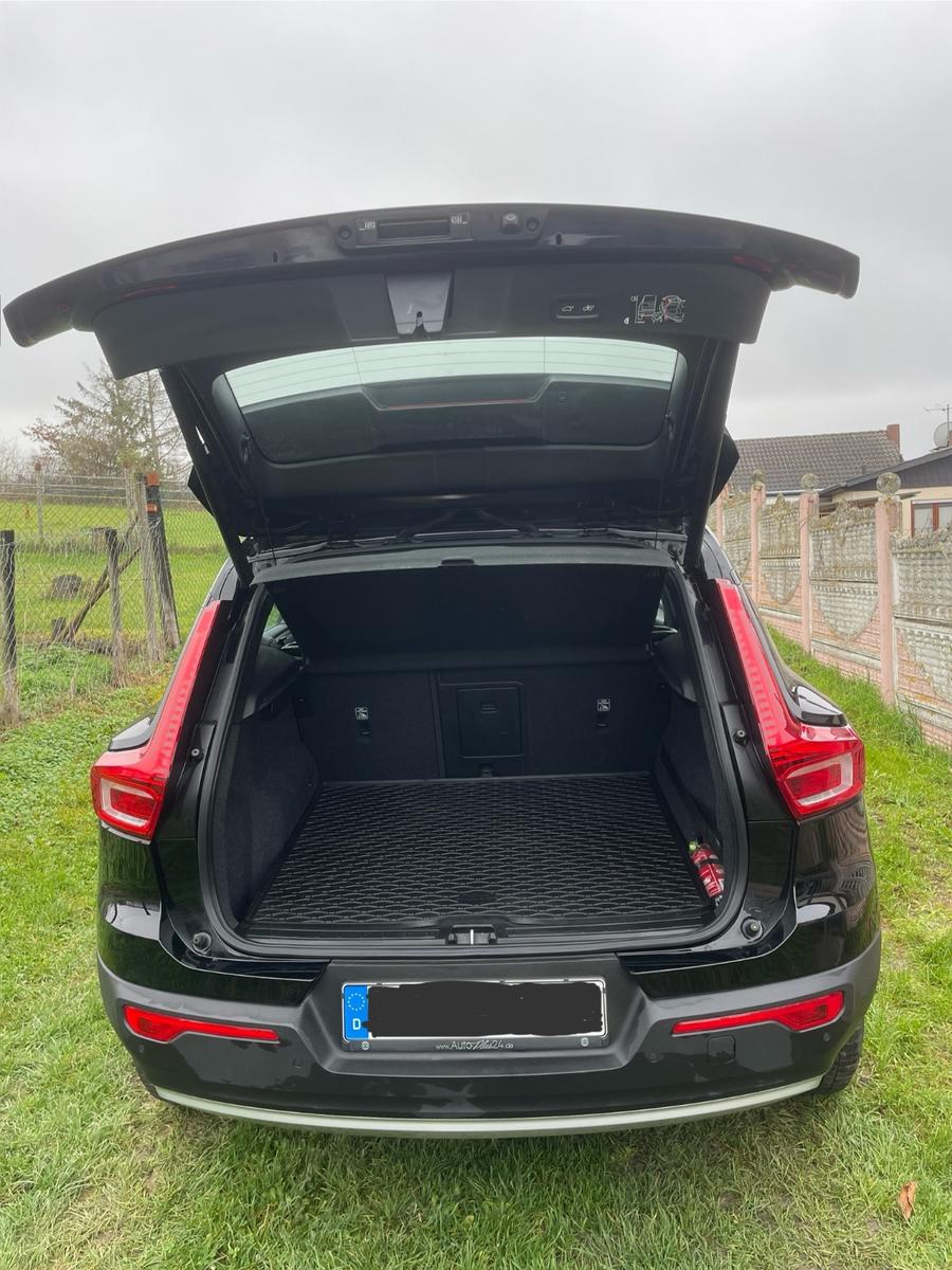 Volvo XC40 D3 Momentum Pro Geartronic Momentum Pro