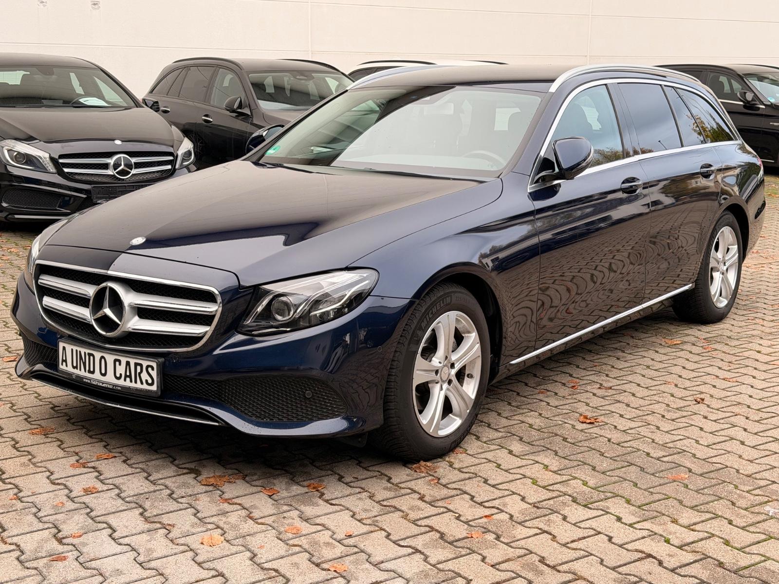 Mercedes-Benz E 220Td /LED/KAMERA/AHK/2HAND/TOT/SHZ/