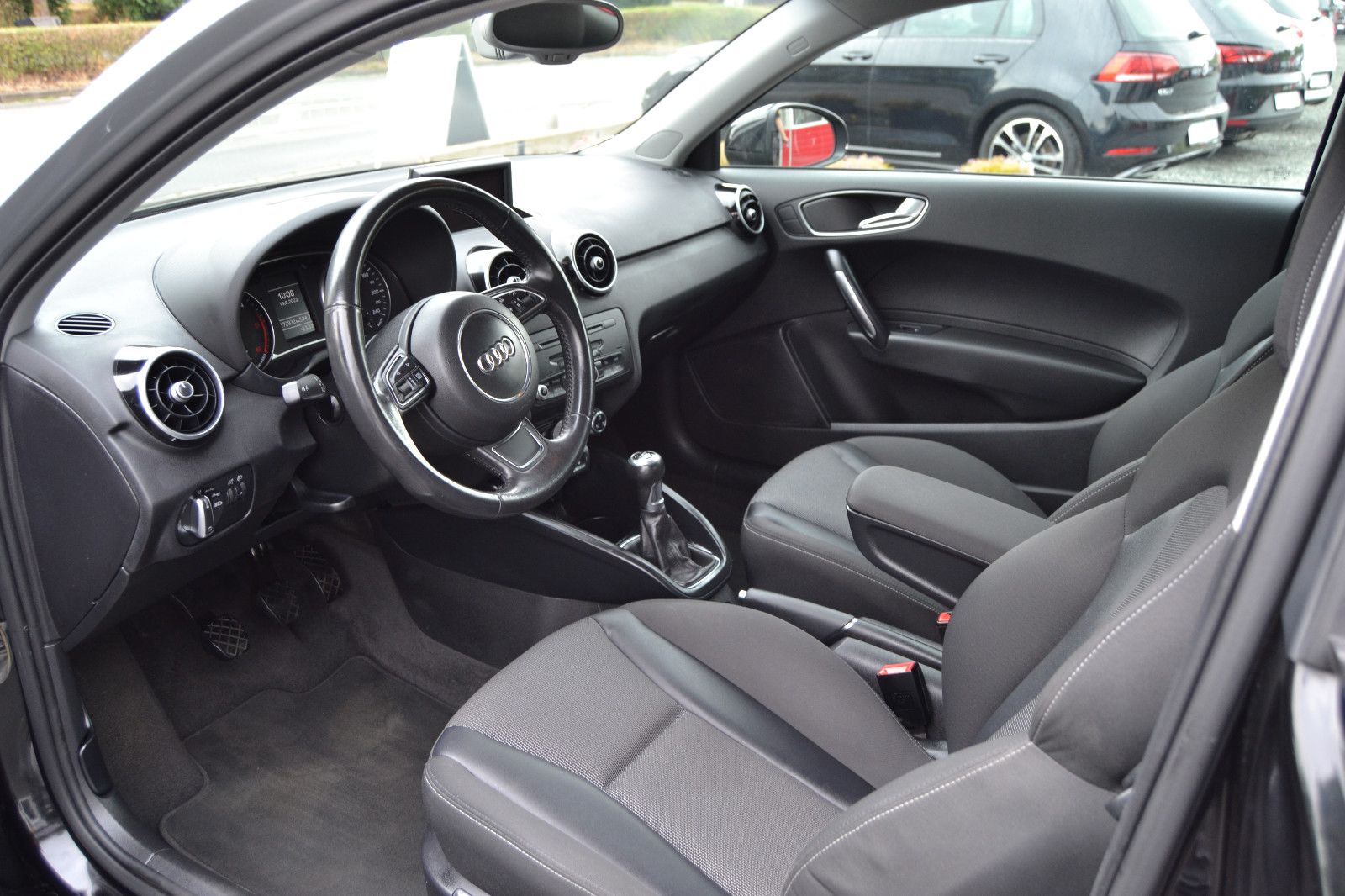 Fahrzeugabbildung Audi A1 Ambition/ Klima / Sitzheizung / Top /