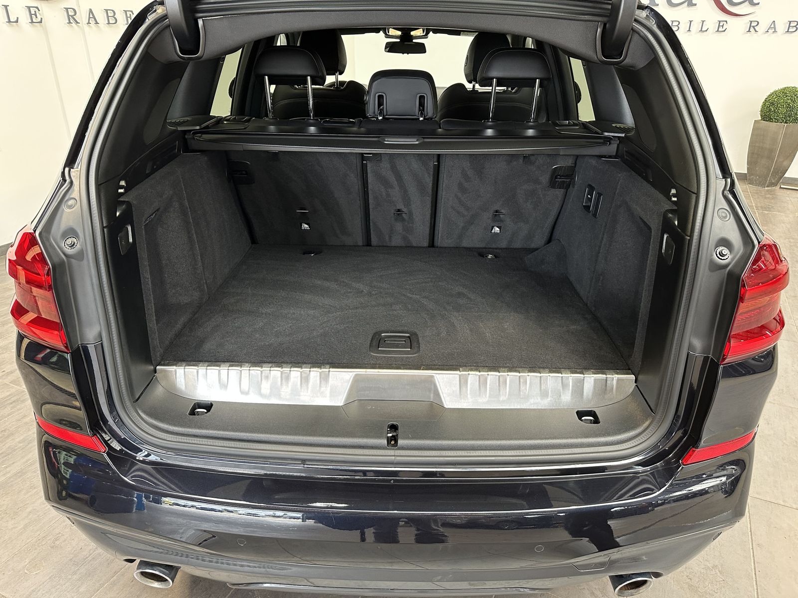 Fahrzeugabbildung BMW X3 xDrive30e M-Sport NAV+LED+H&K+21ZOLL+WLAN+VC