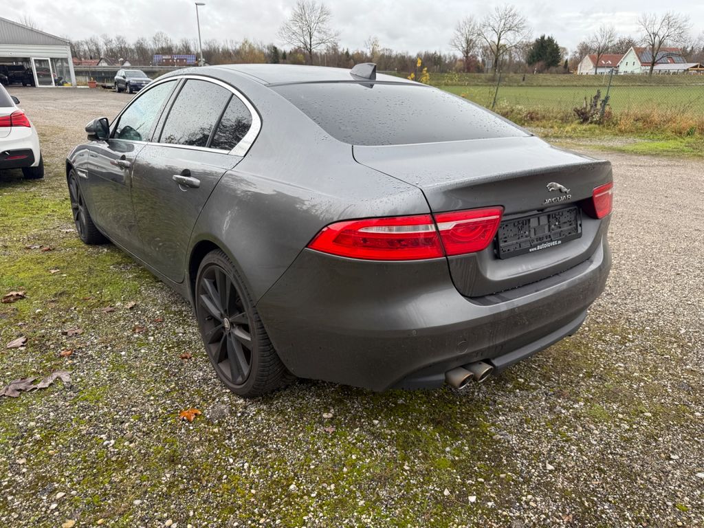 JAGUAR Xe – Bild 5 von 14