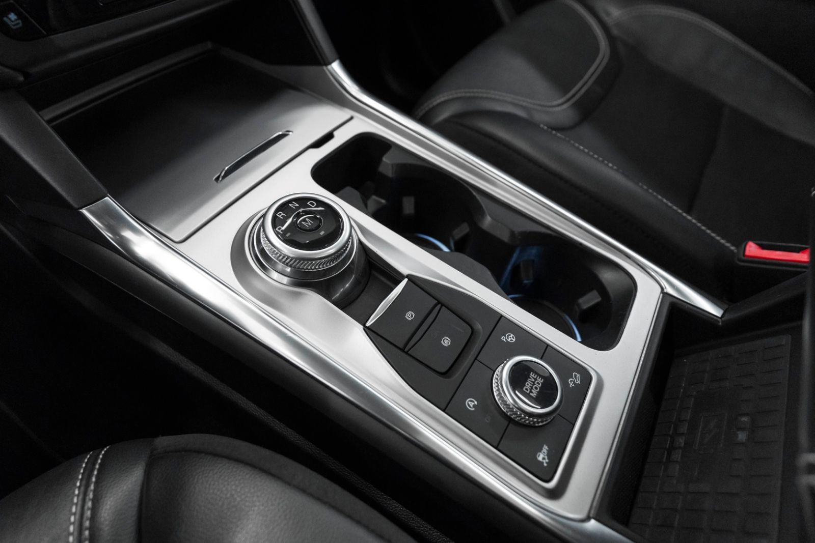 Fahrzeugabbildung Ford Explorer ST 3.0L AWD ACC LED 360° B&O PANO AHK