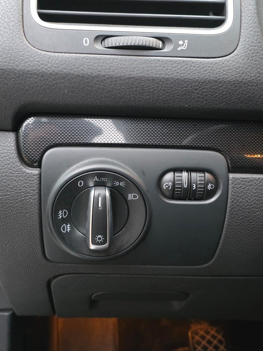 Volkswagen Golf 2011 — photo 6