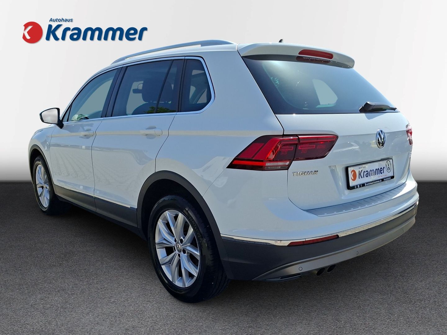 Tiguan 2.0 TSI 4Motion Highline *NAVI*LEDER*PANO