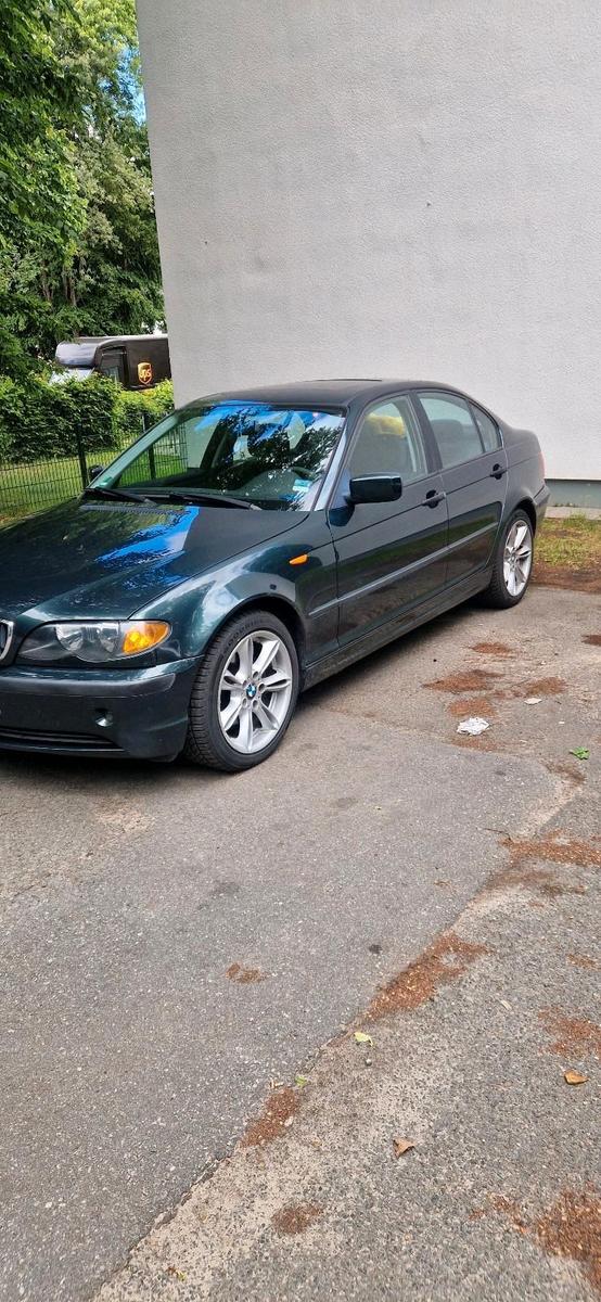 BMW 320